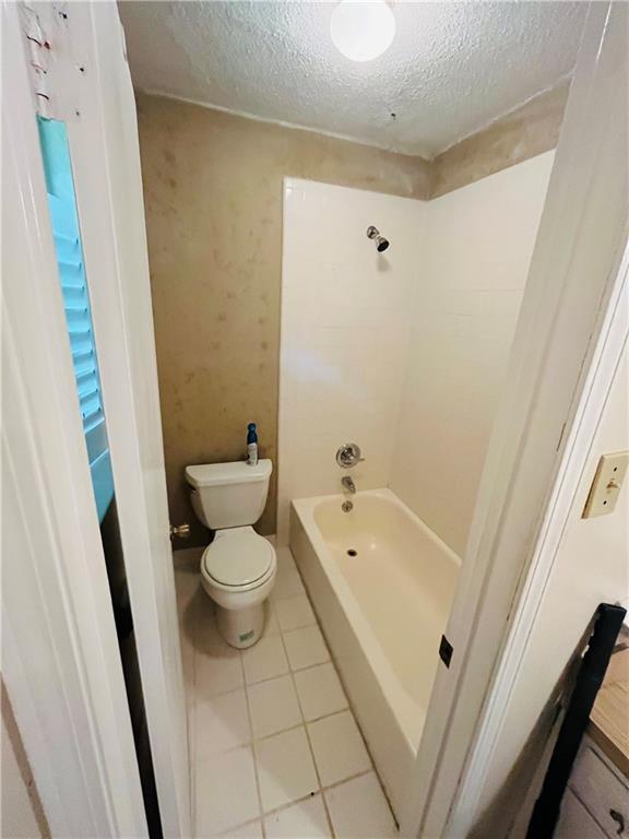 2070 Sky Vista Drive W