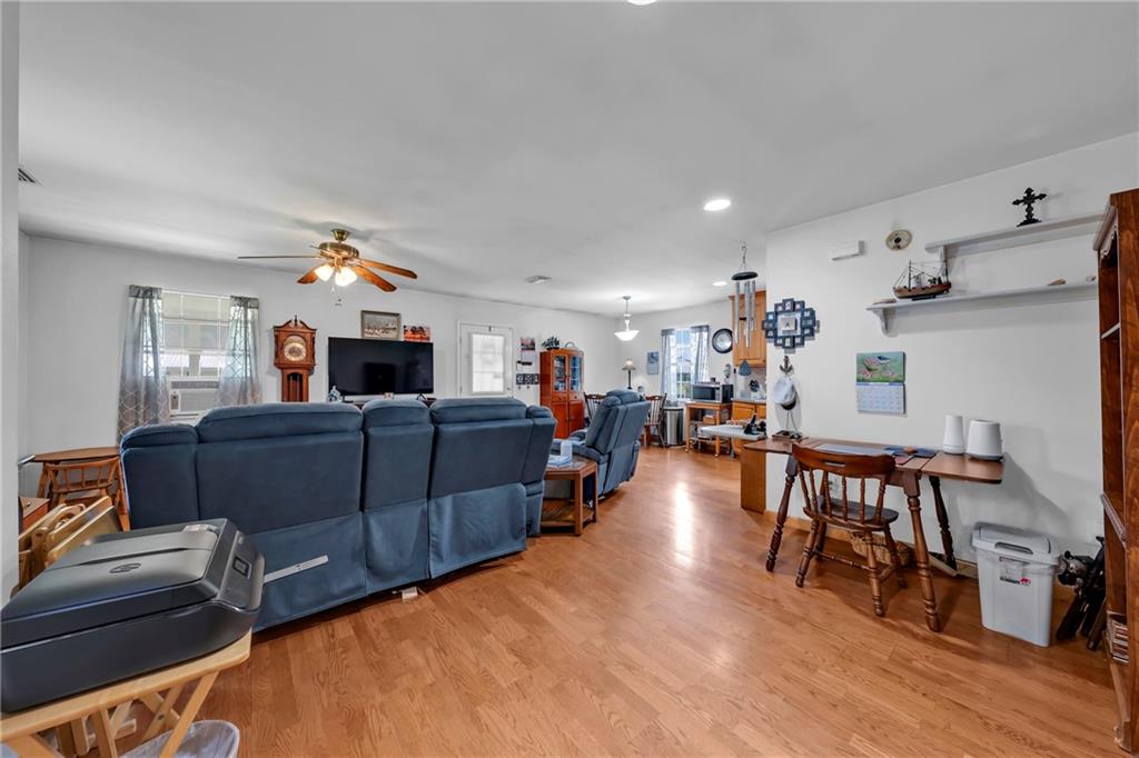 12249 Lloyd Road