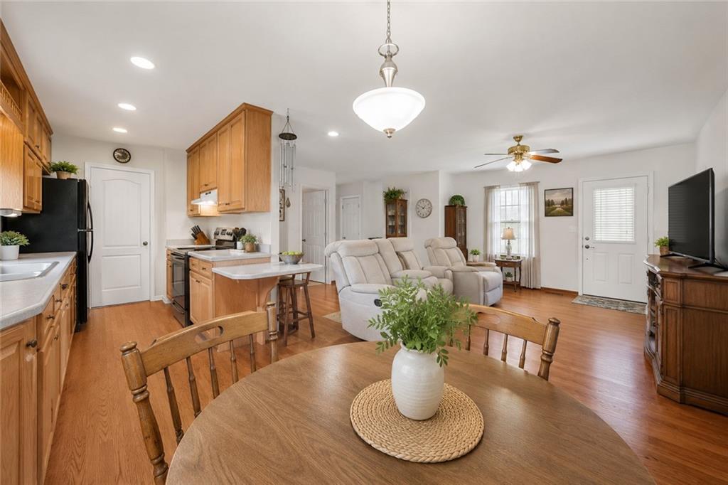12249 Lloyd Road
