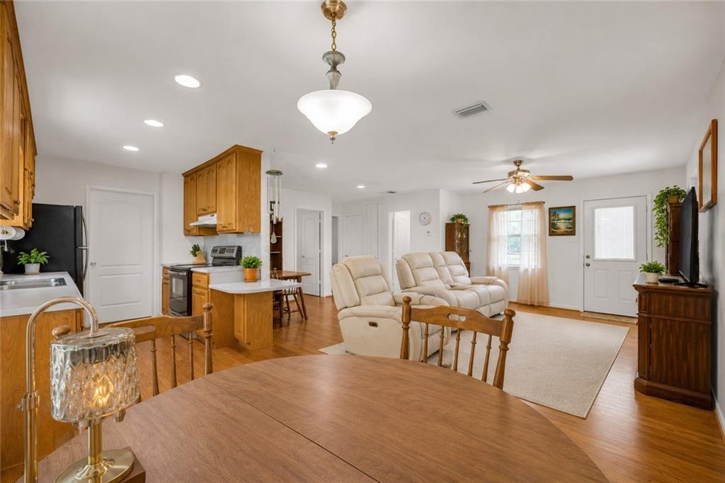 12249 Lloyd Road