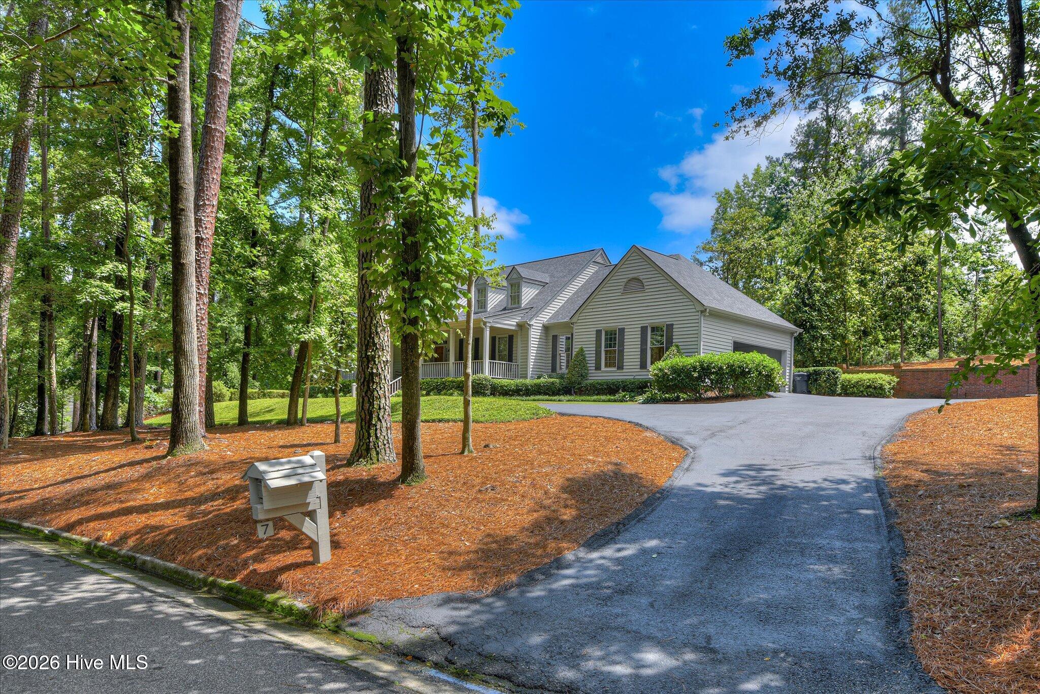 7 Retreat Road