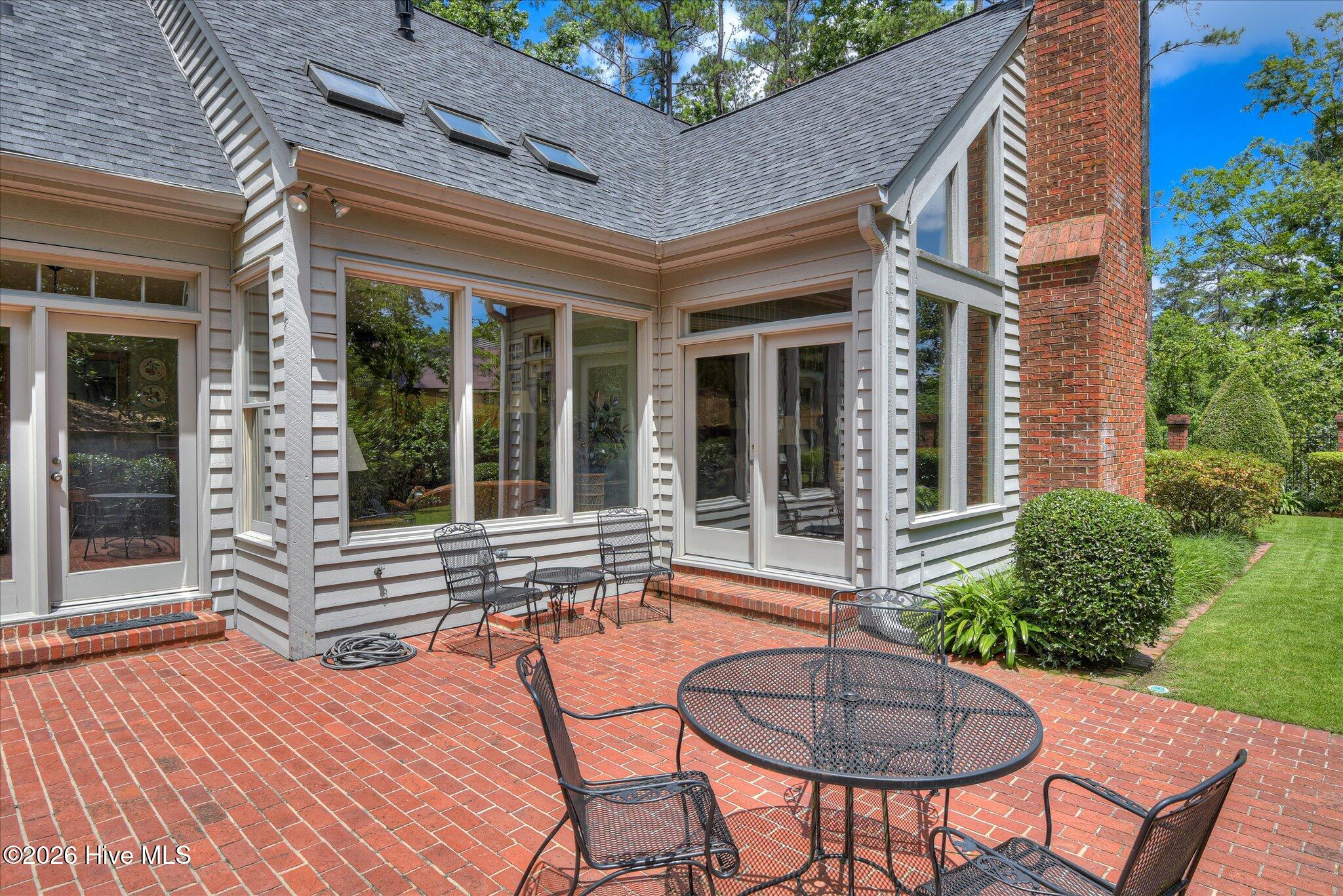 7 Retreat Road