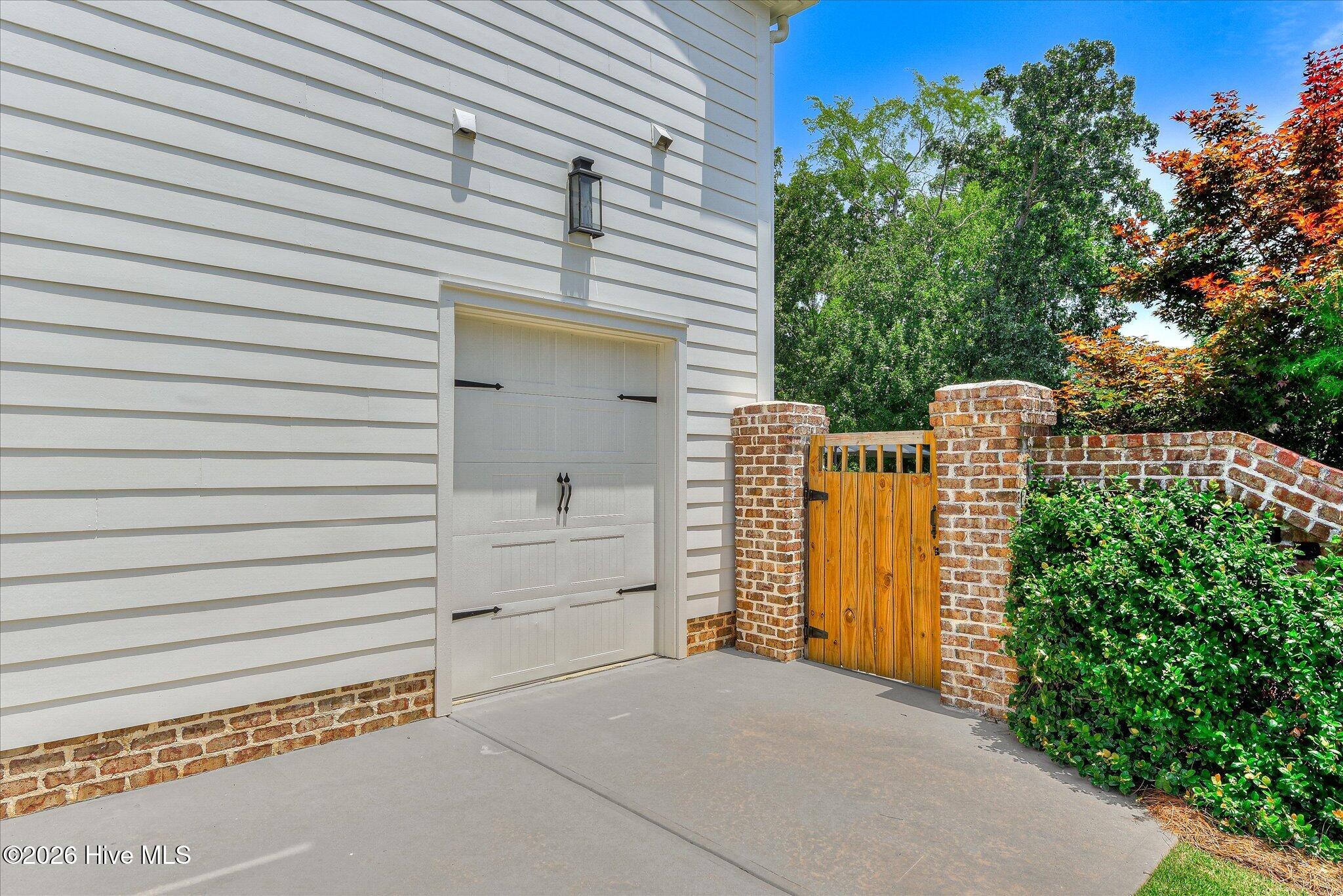 2840 Towering Oak Drive