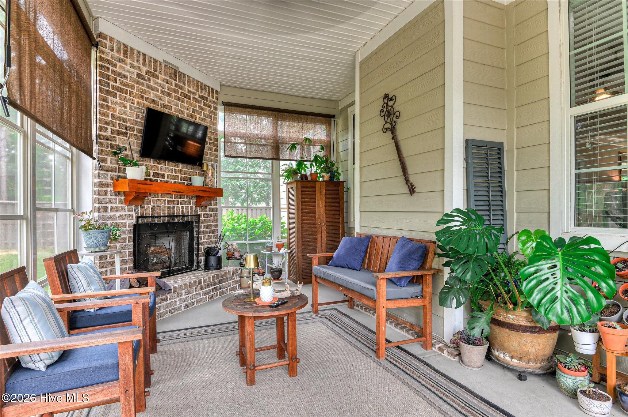 629 Emerald Crossing