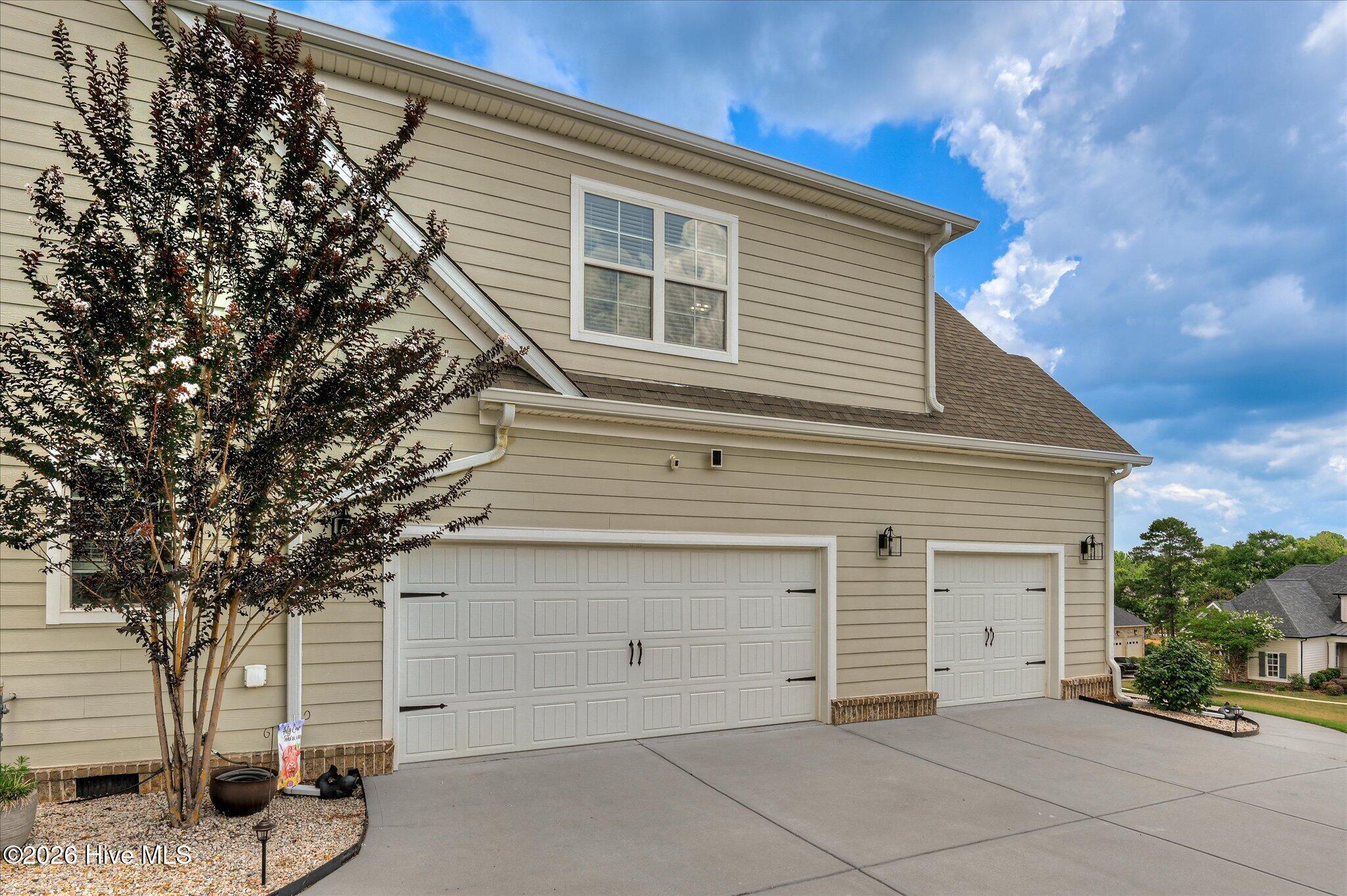 629 Emerald Crossing