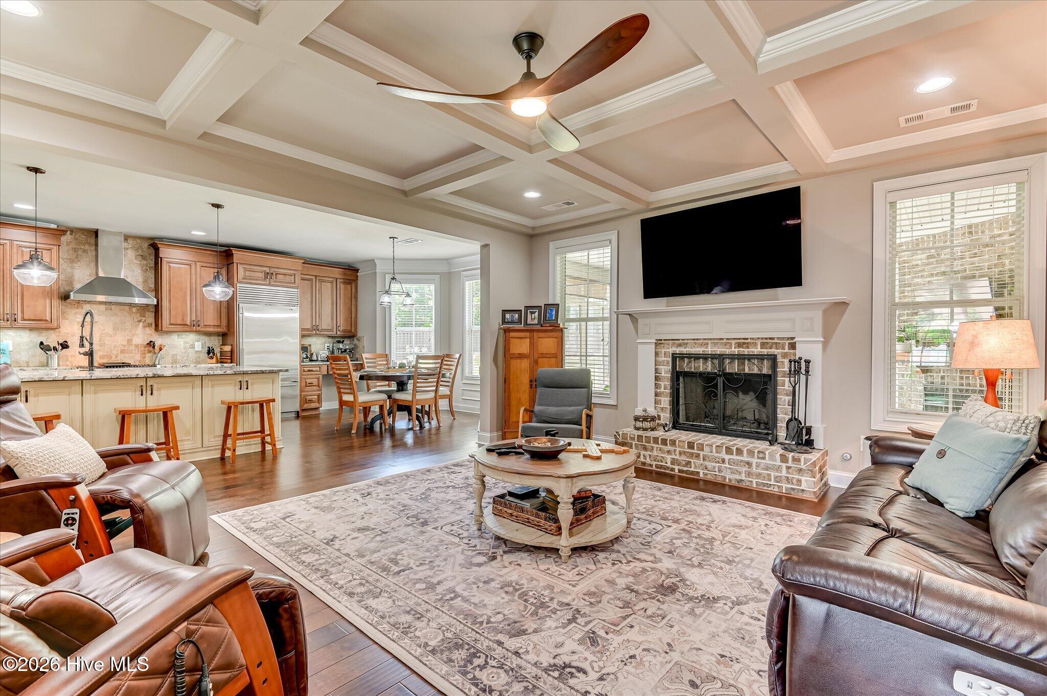 629 Emerald Crossing