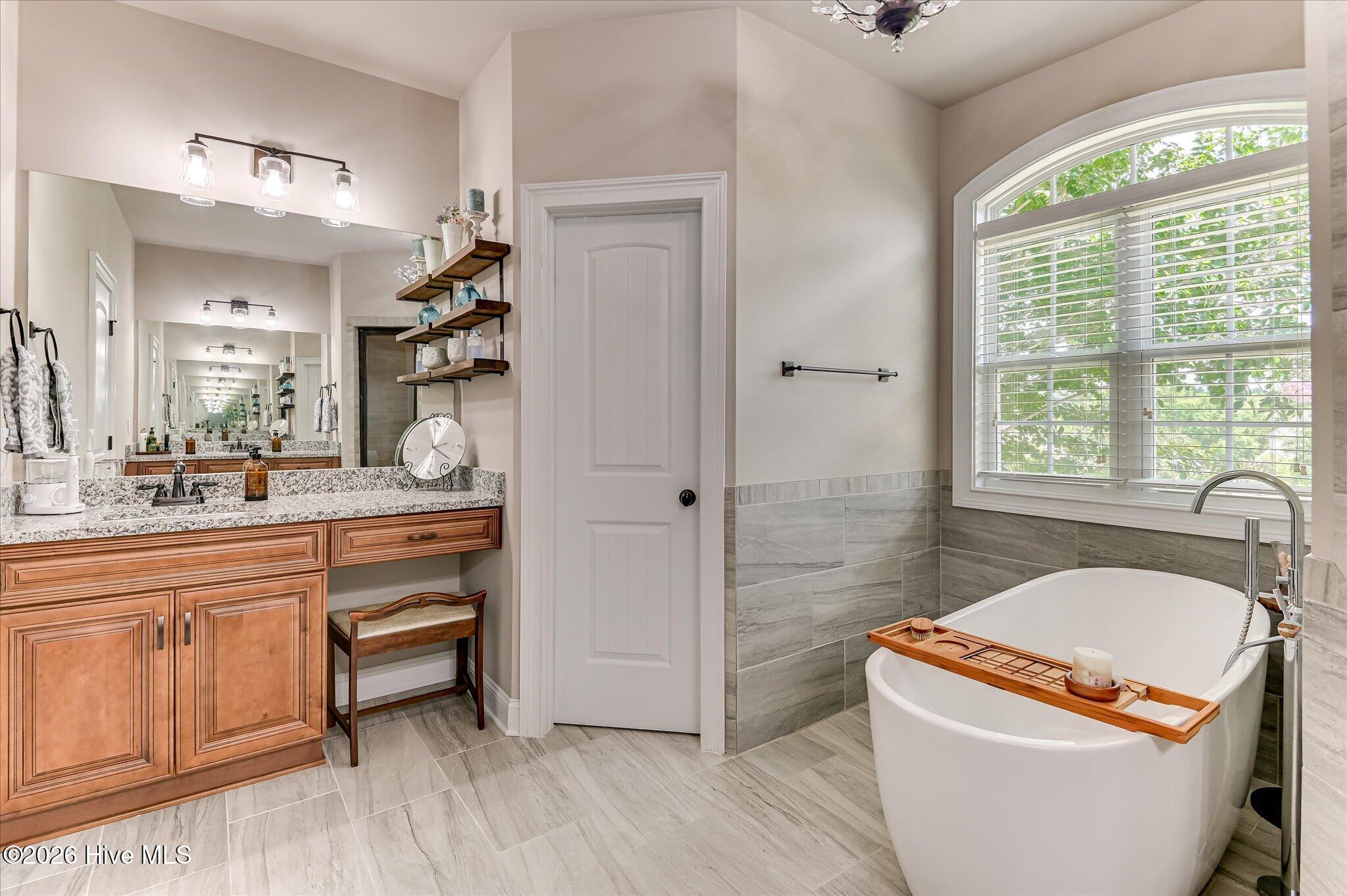 629 Emerald Crossing