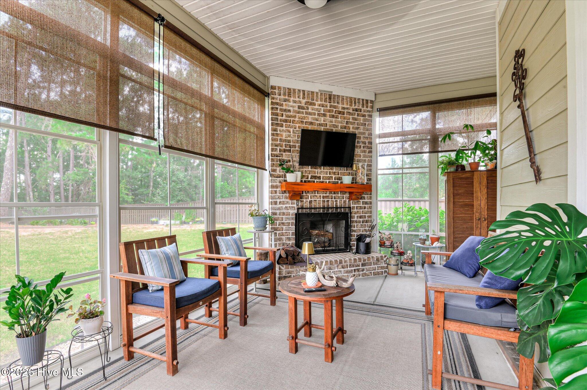 629 Emerald Crossing