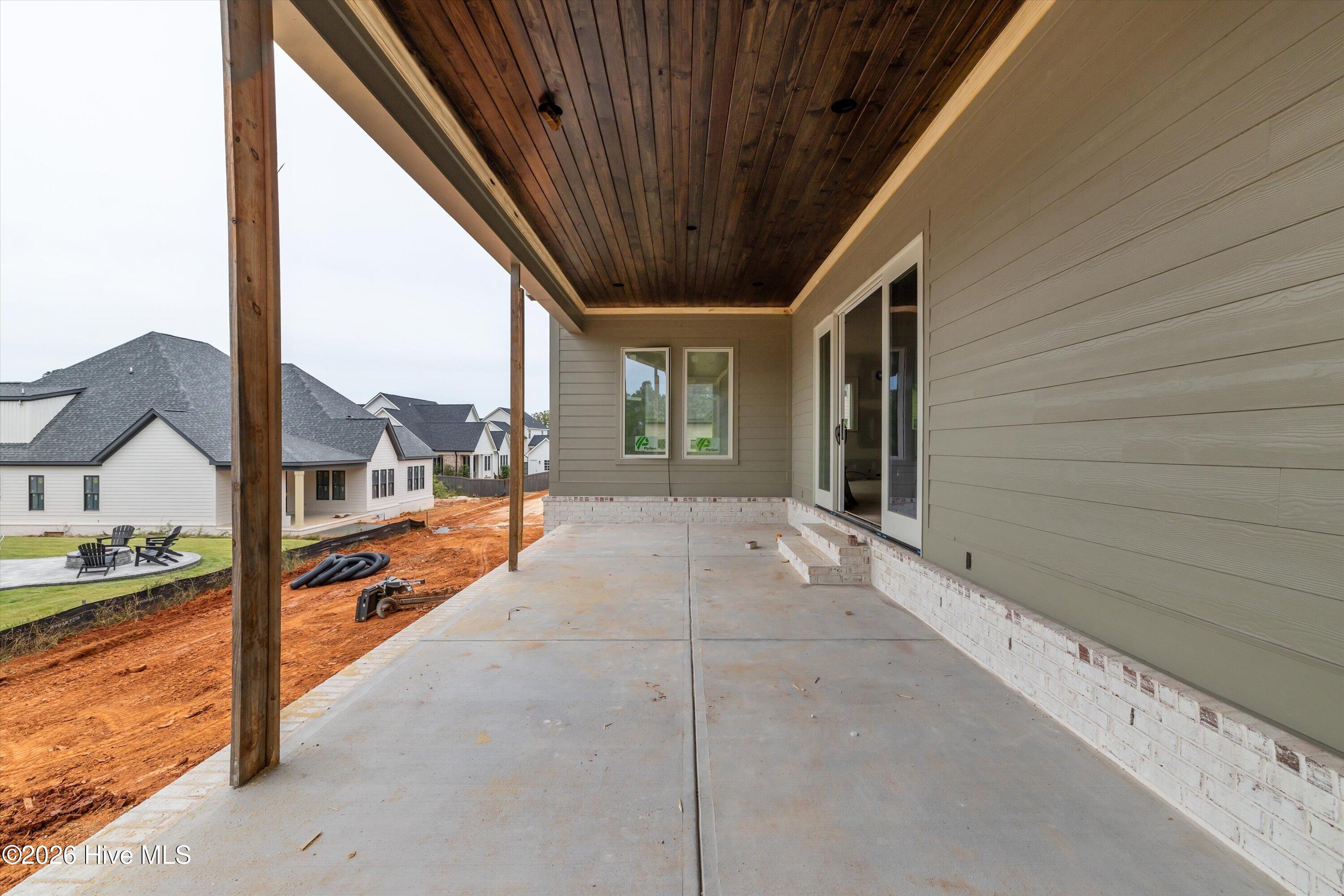 3128 Carillon Way