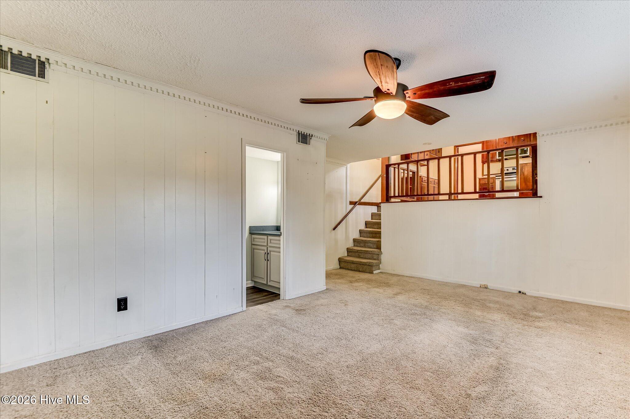 4341 Holiday Terrace