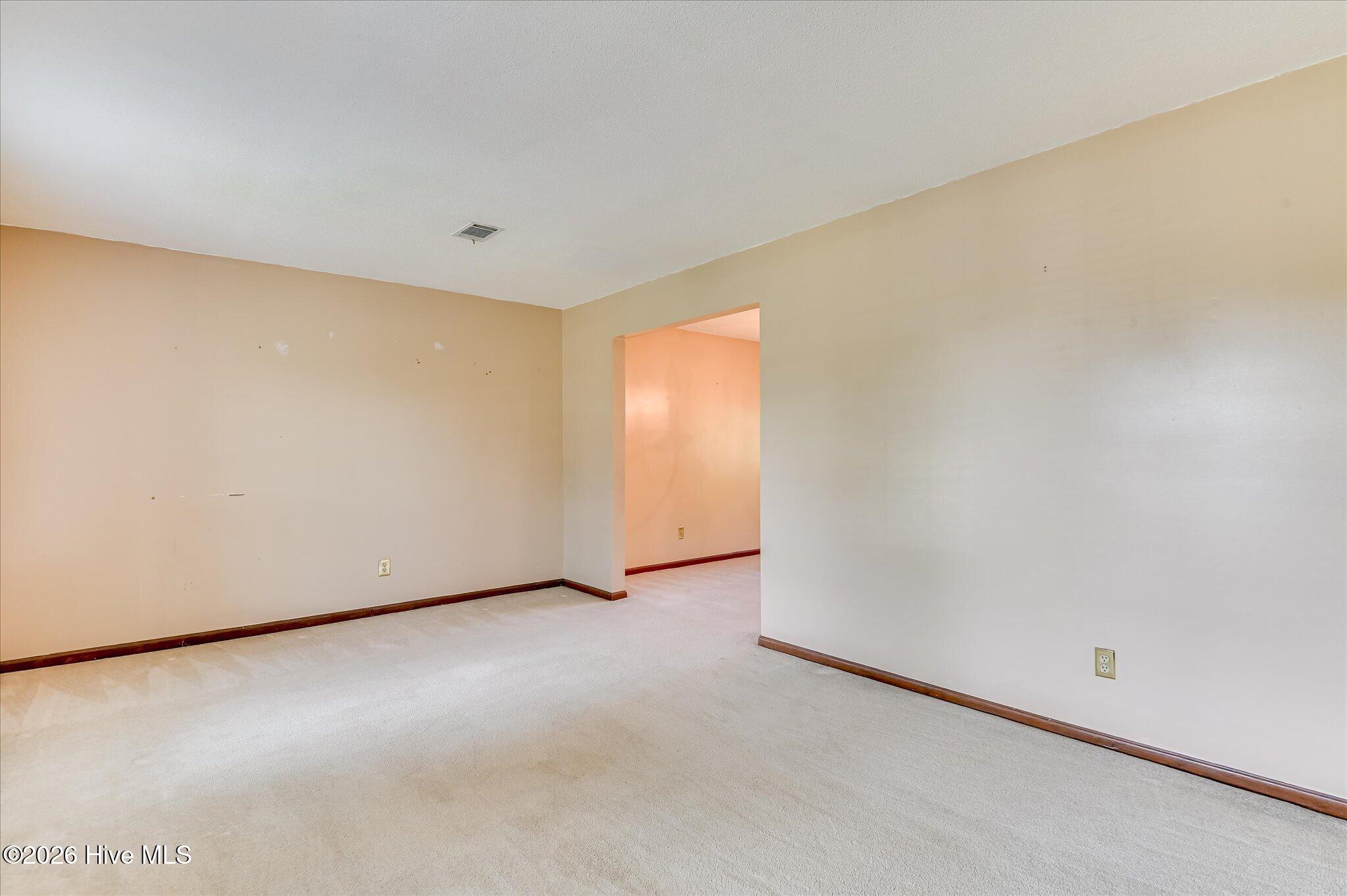 4341 Holiday Terrace