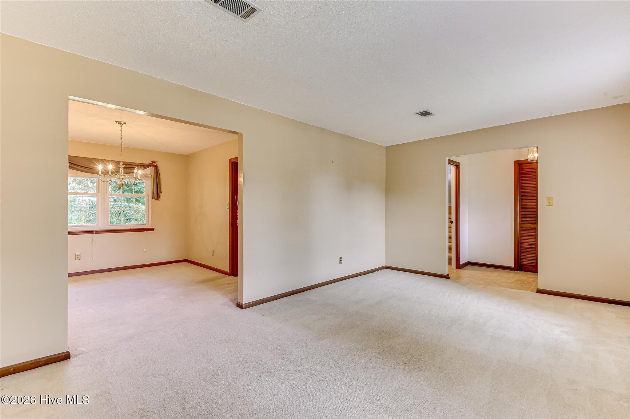4341 Holiday Terrace