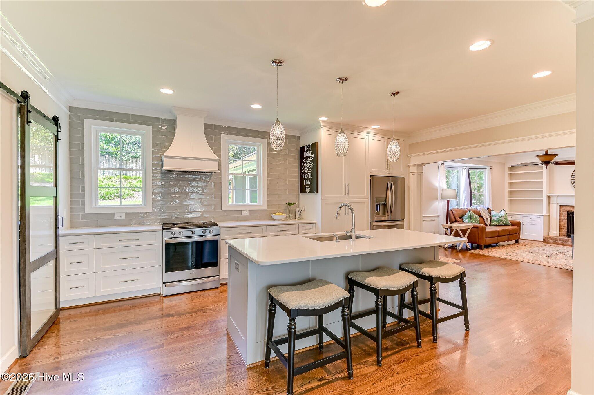 3413 Kerry Place