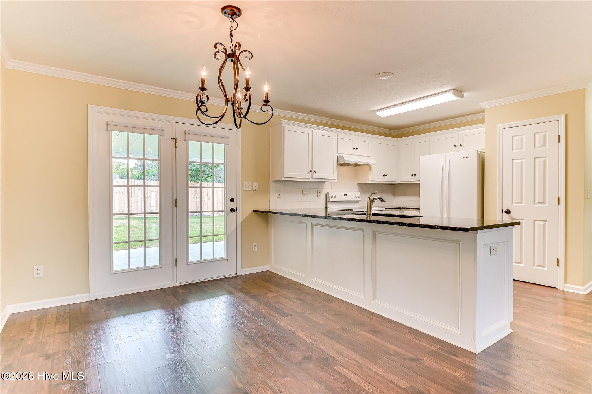 175 Village Parkway