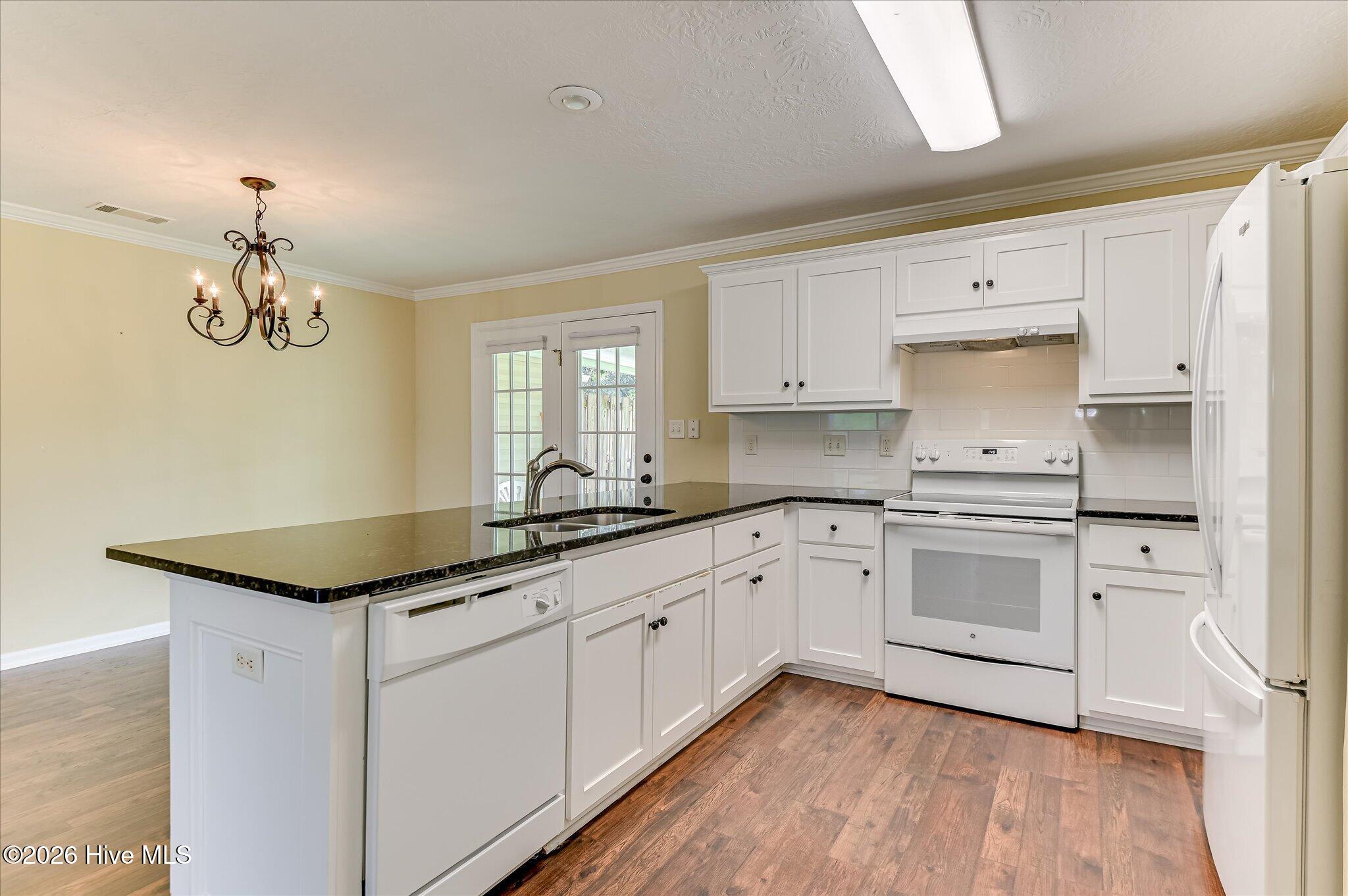 175 Village Parkway