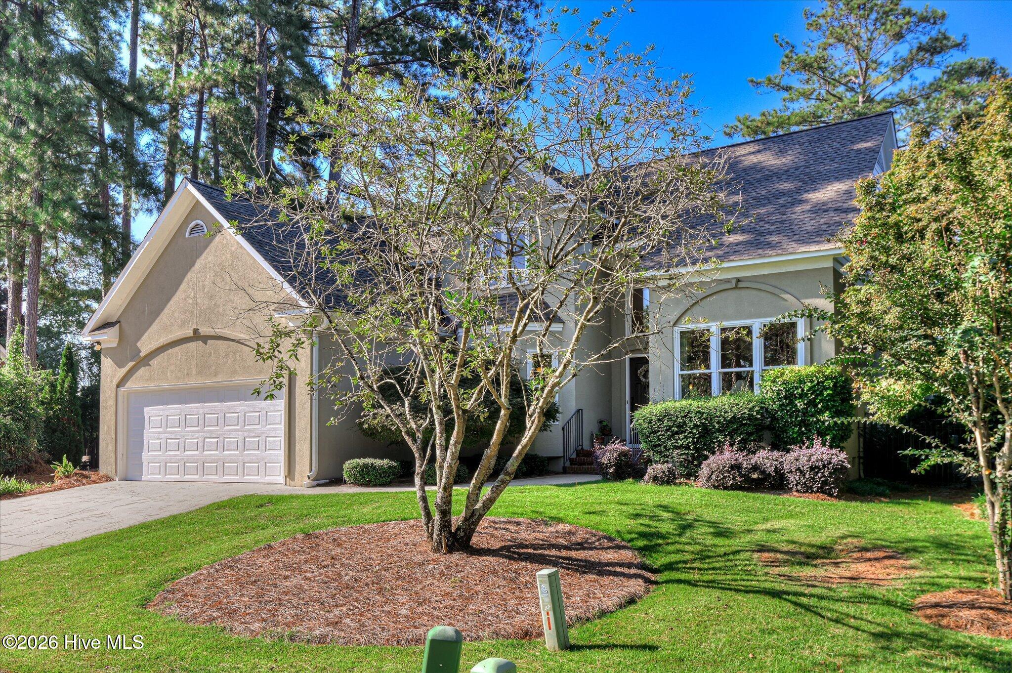 670 Glen Abbey Drive