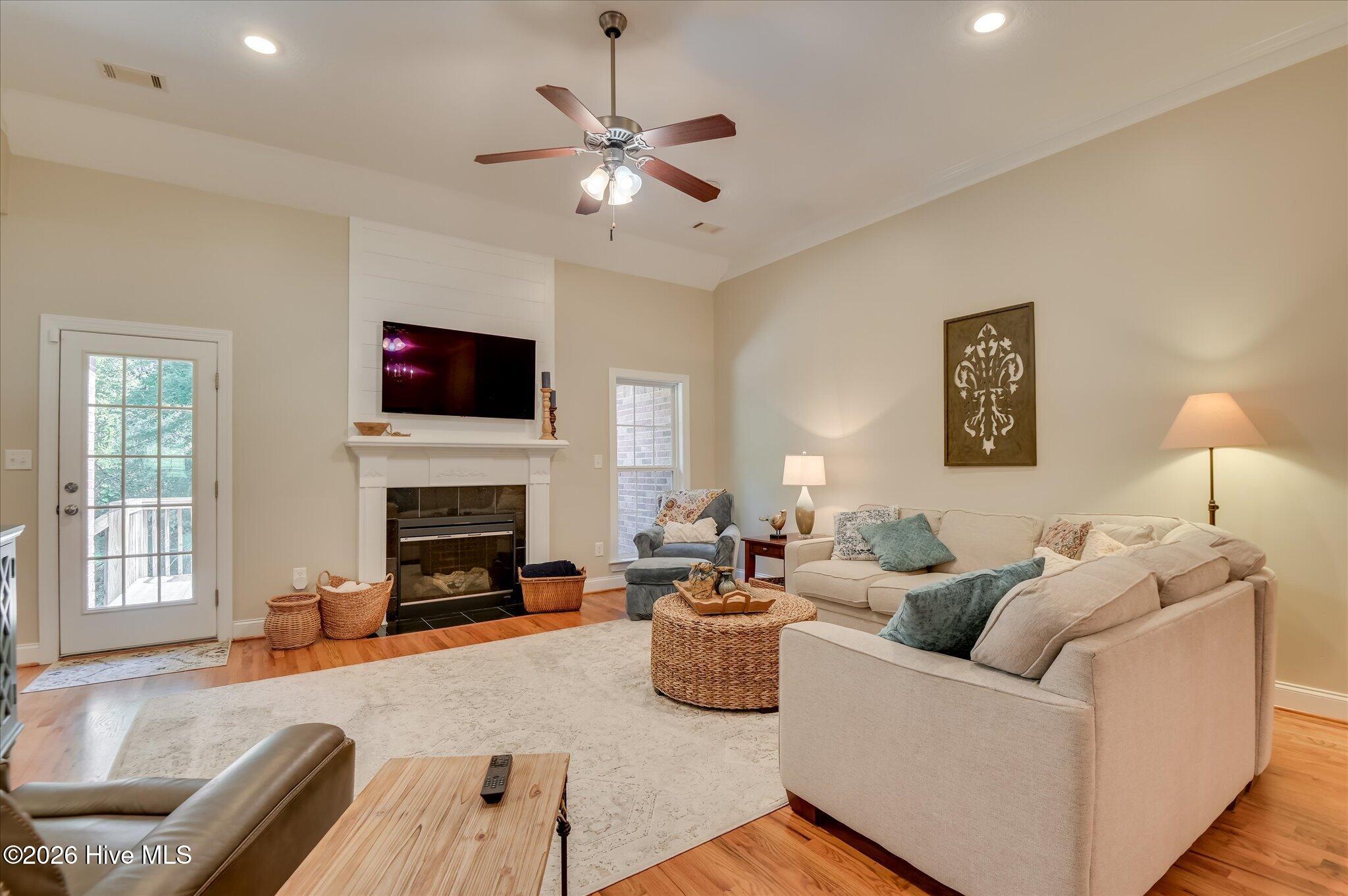 803 Leslie Court