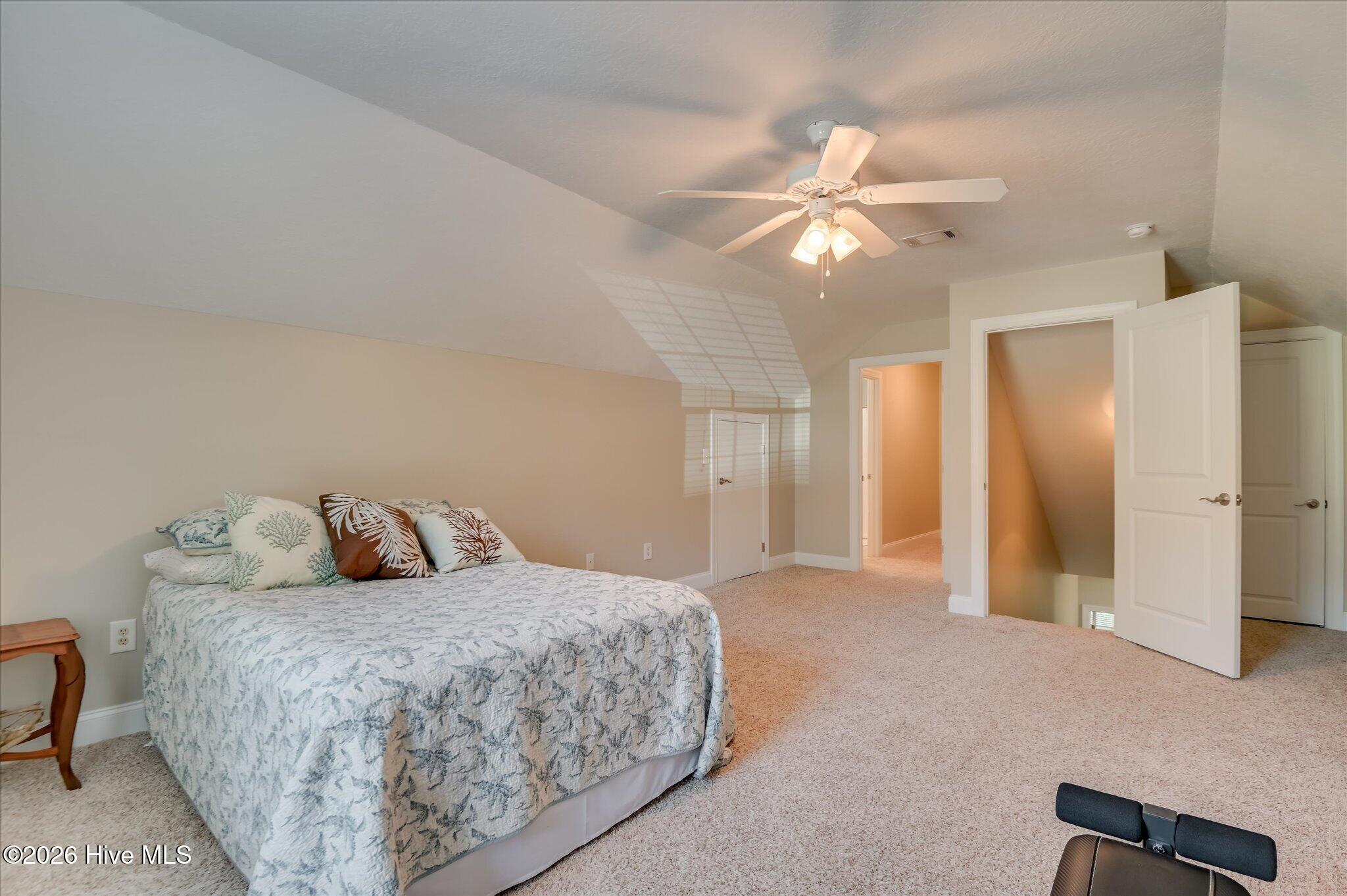 803 Leslie Court