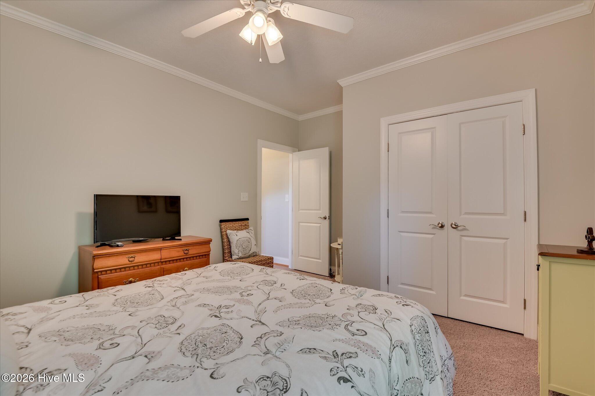 803 Leslie Court