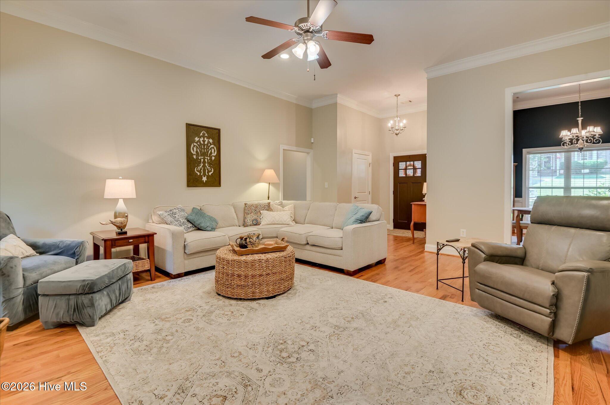 803 Leslie Court