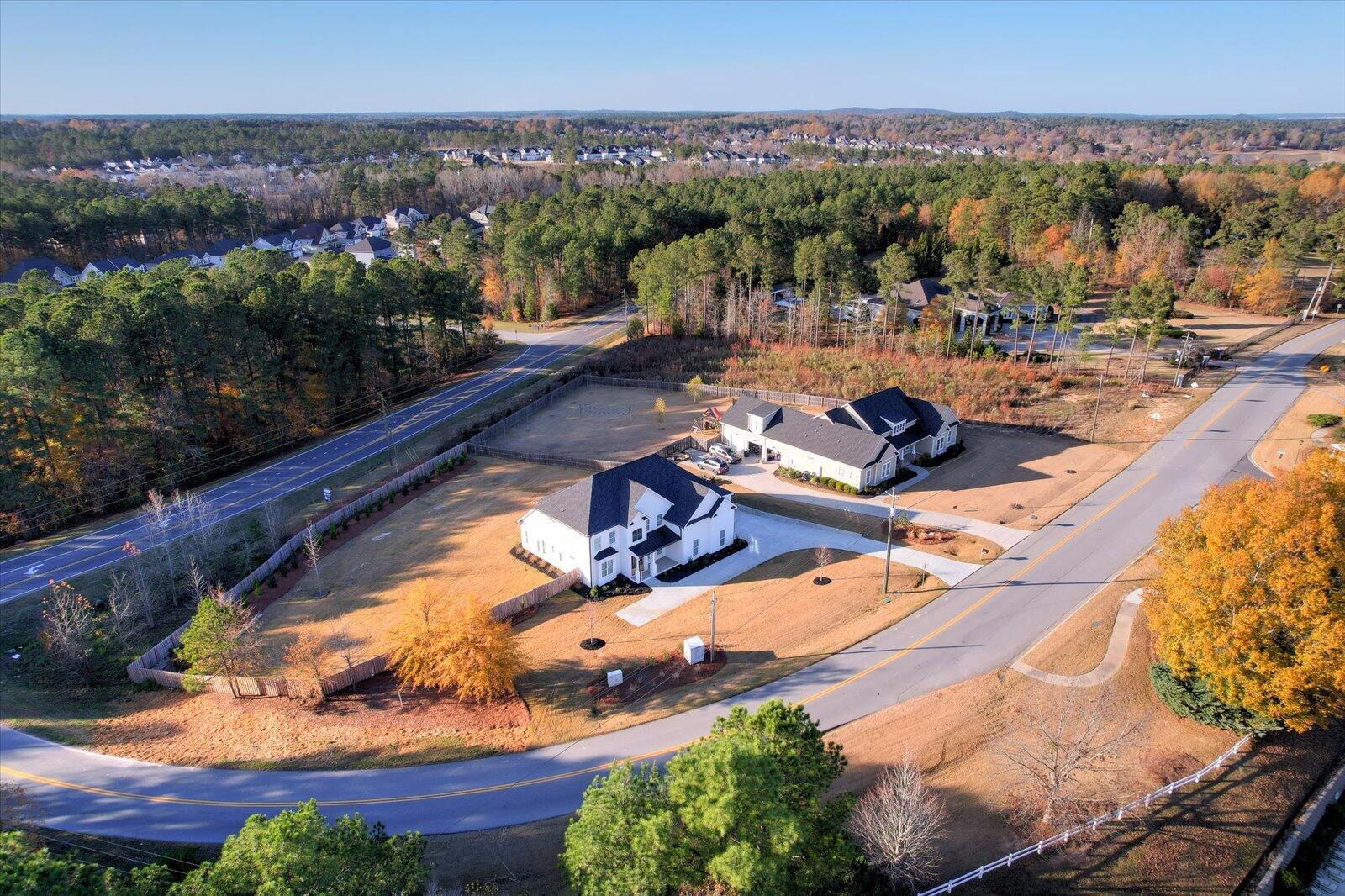 3769 KNOB HILL FARM ROAD Road