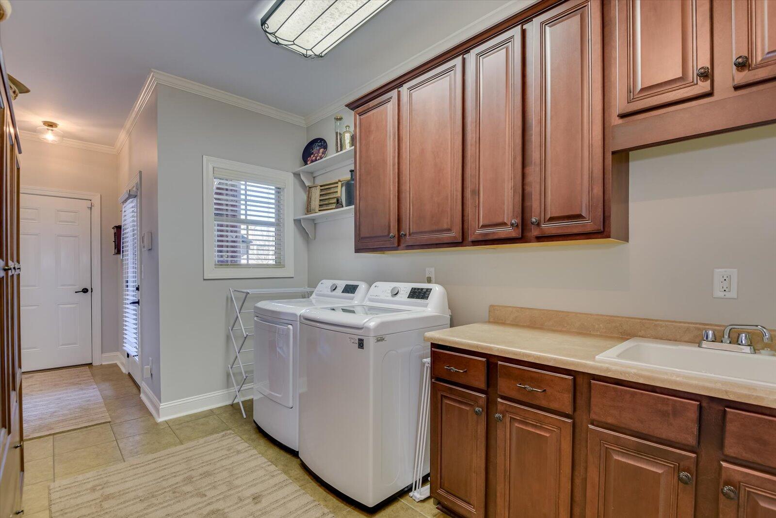 144 RIVER CLUB Lane