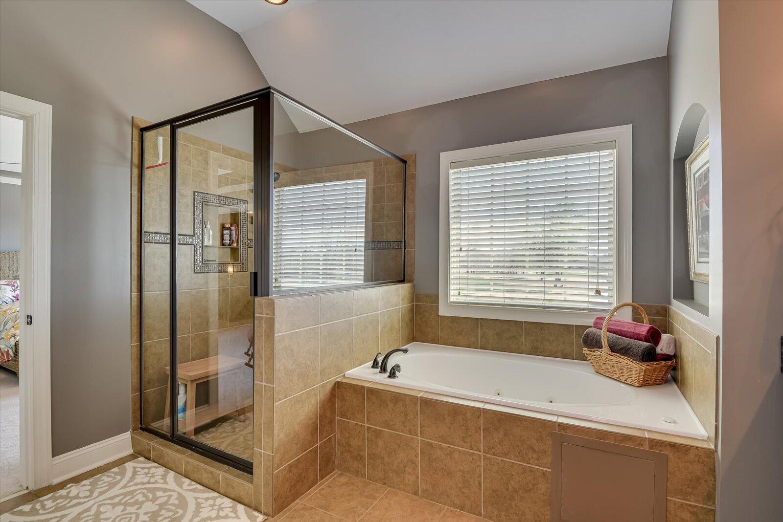 144 RIVER CLUB Lane