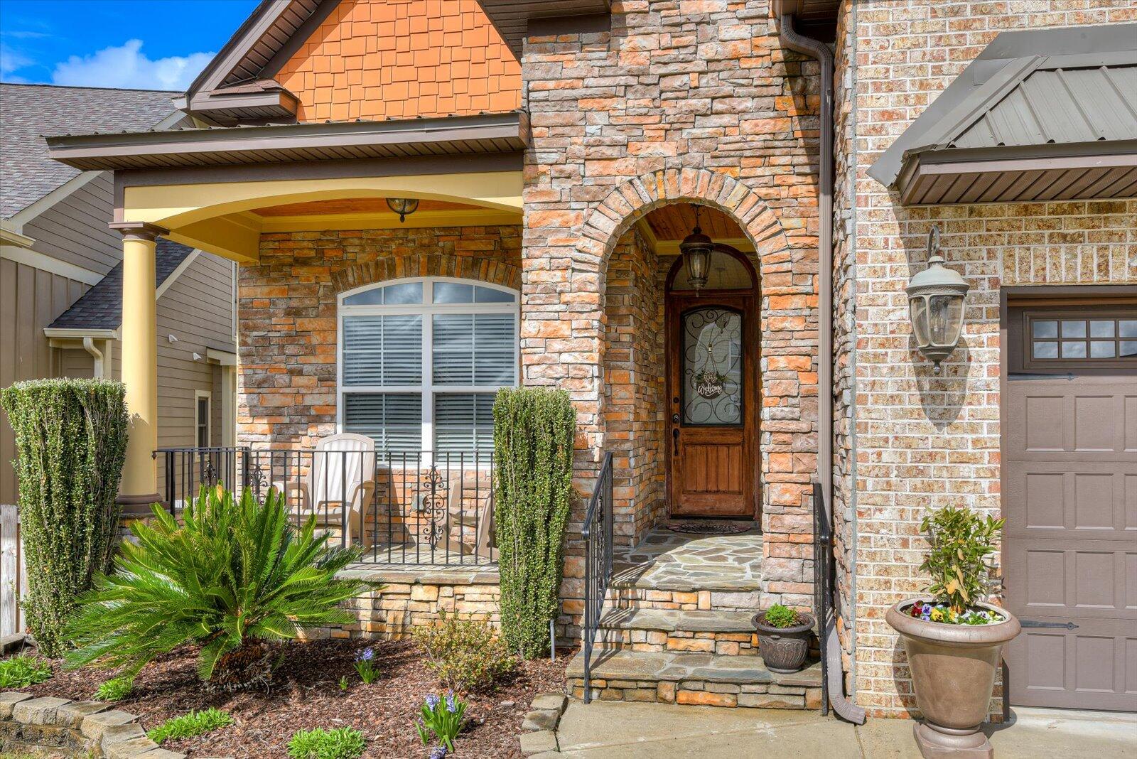 870 WILLOW Lake