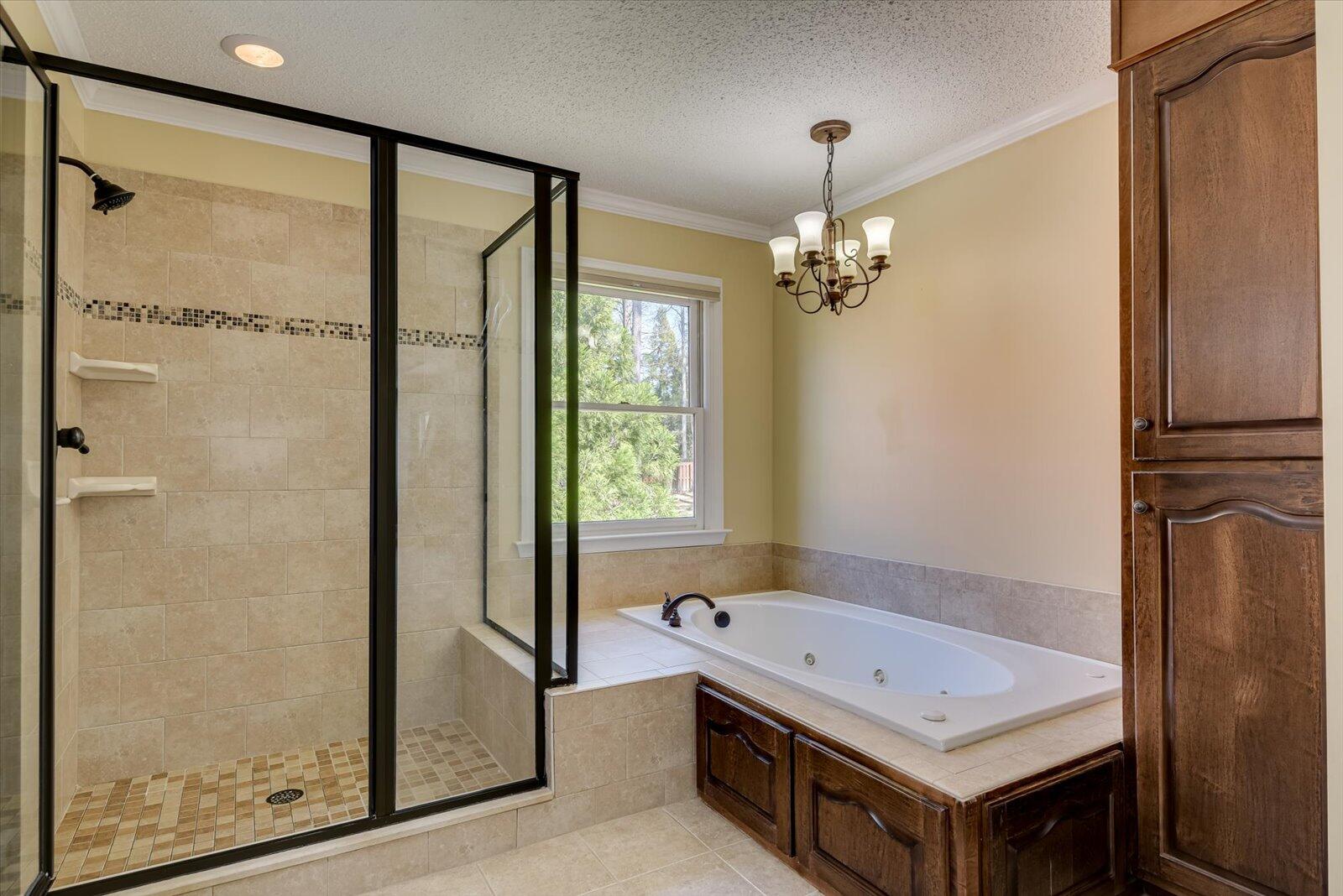 607 SPRING CREEK Lane