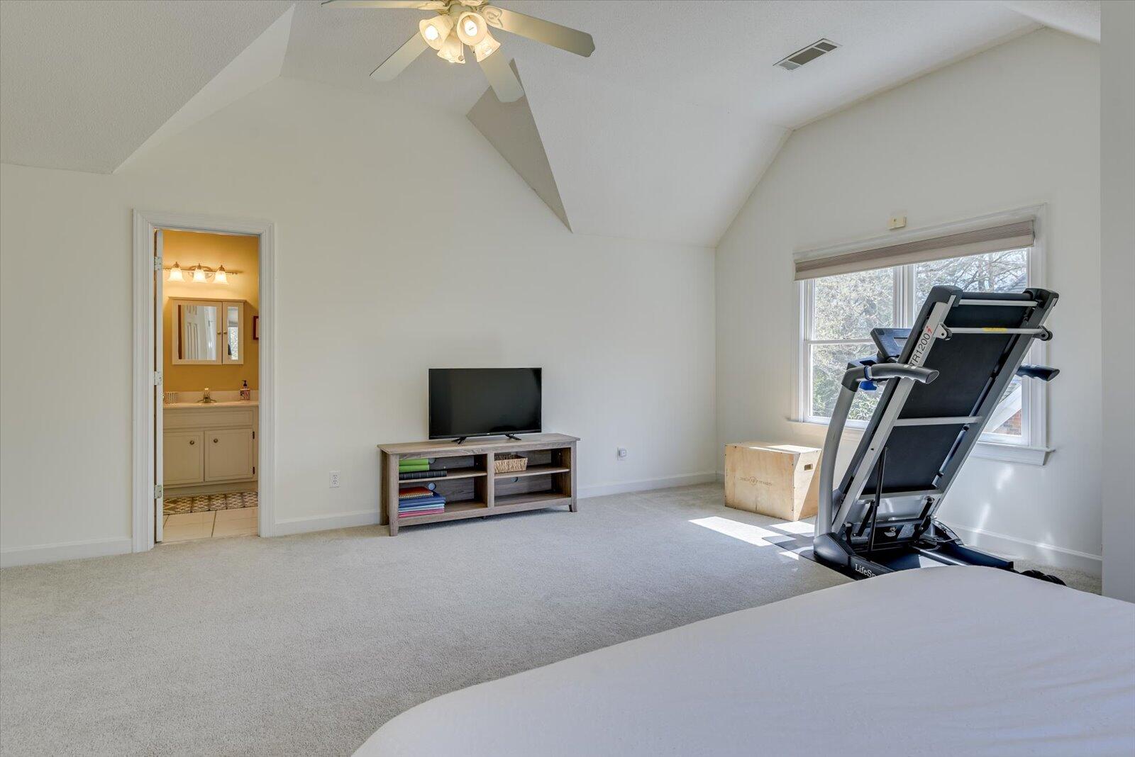 607 SPRING CREEK Lane