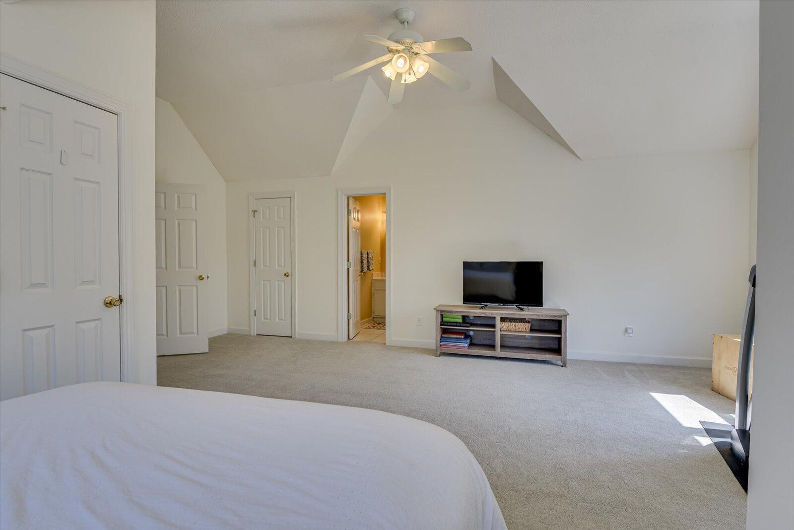 607 SPRING CREEK Lane