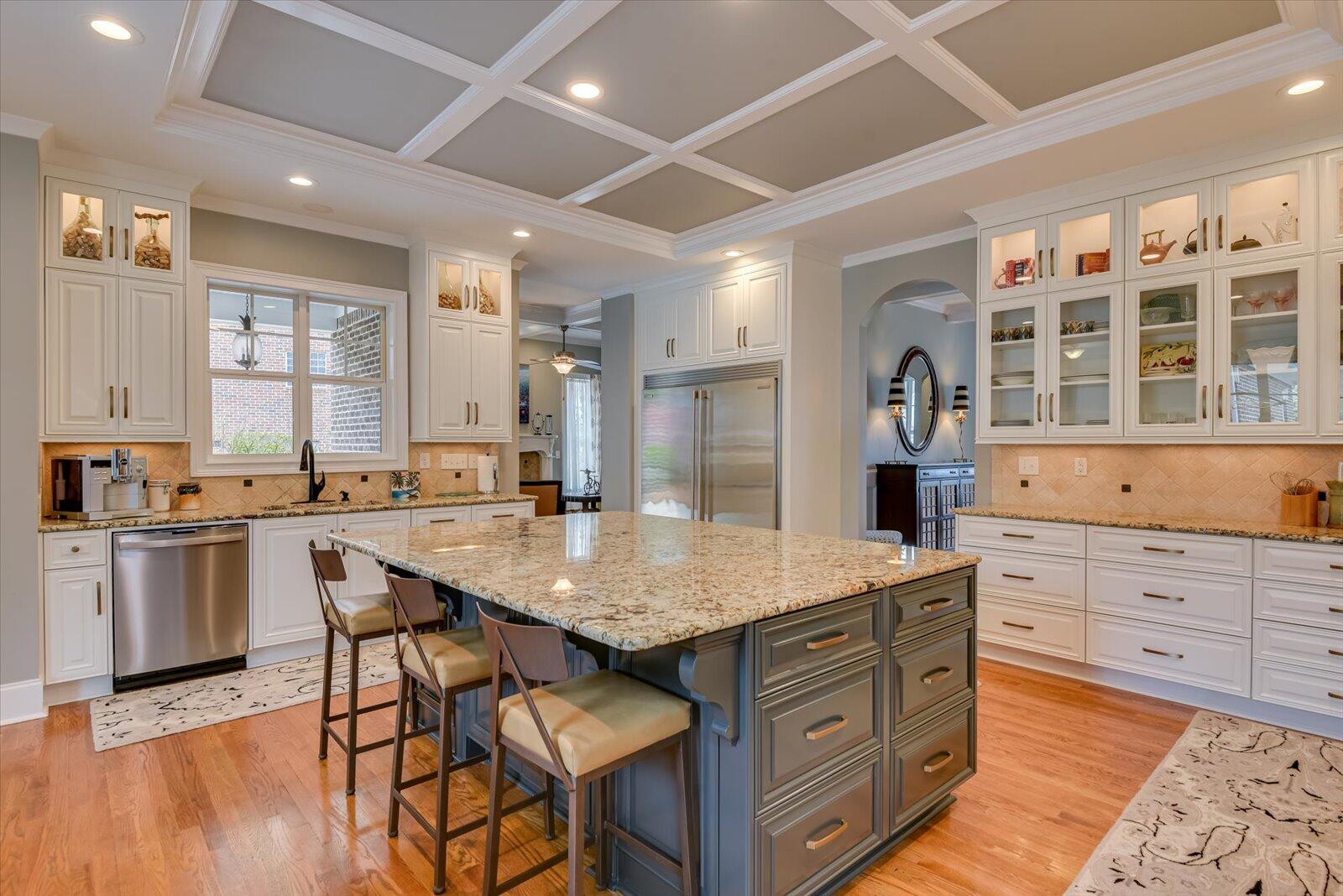 1408 PALMADEO Court
