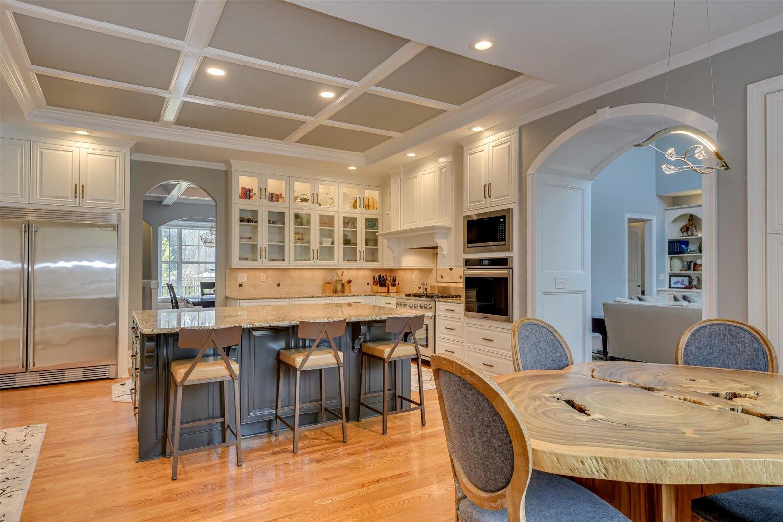 1408 PALMADEO Court