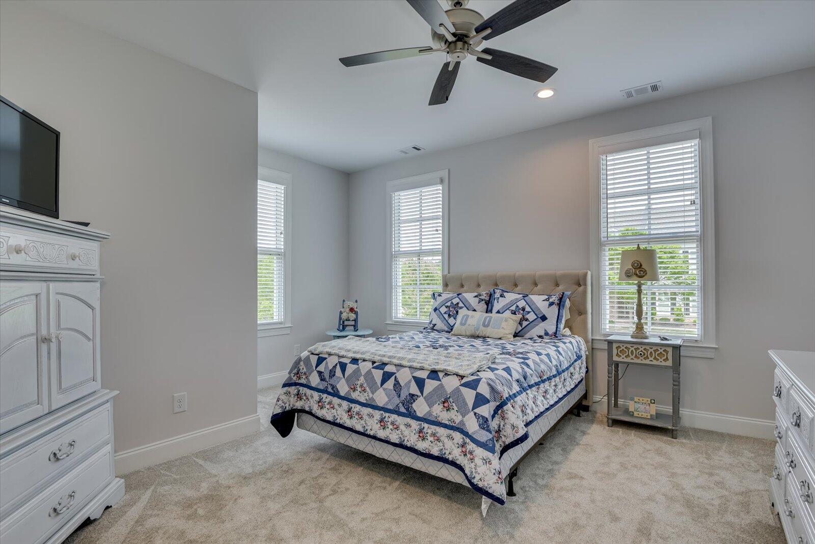2096 EGRET Circle