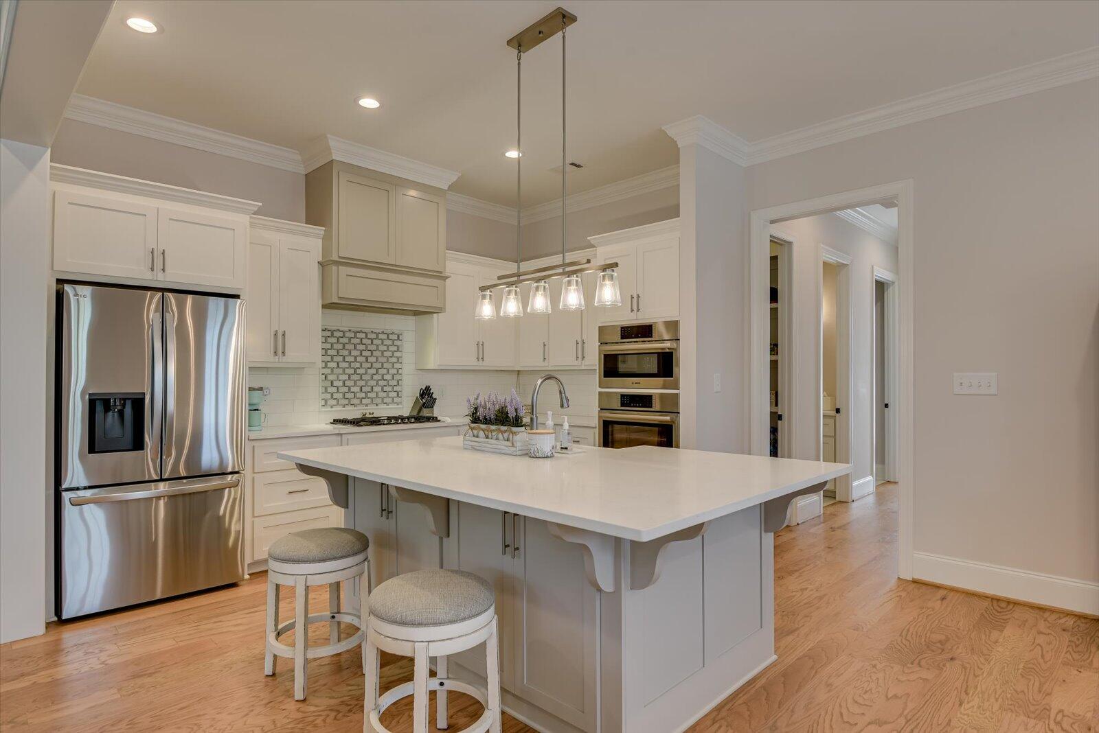 2096 EGRET Circle