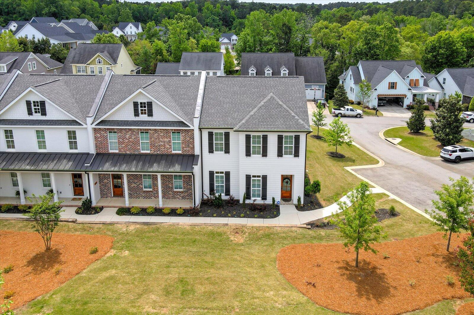 2096 EGRET Circle
