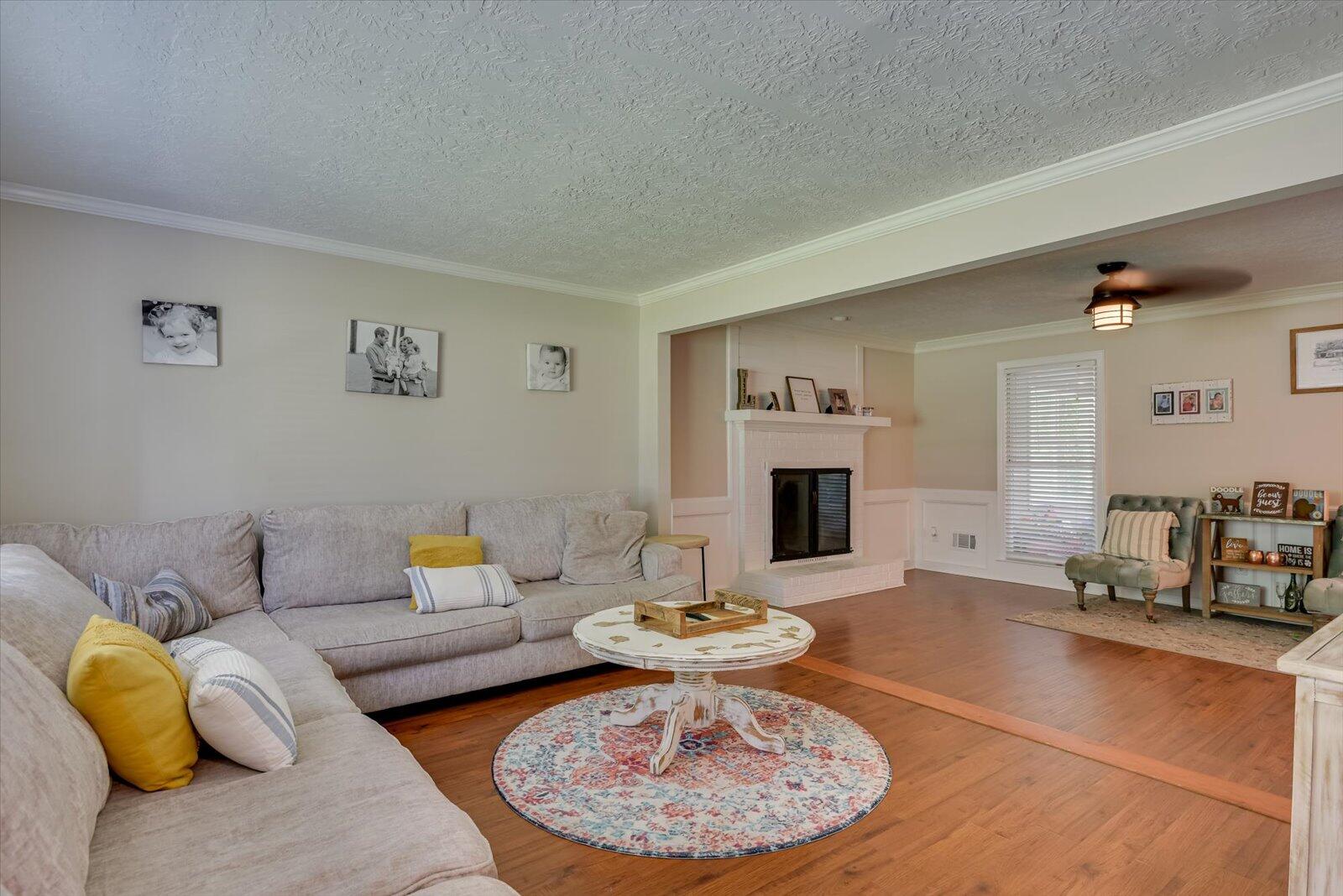 168 SPRINGLAKES Drive
