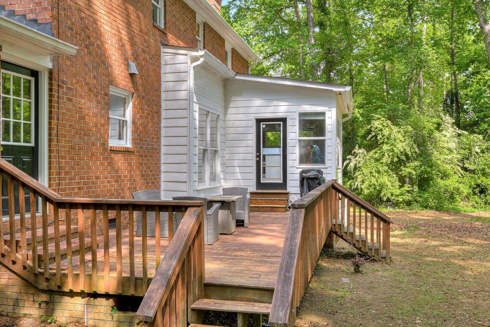168 SPRINGLAKES Drive