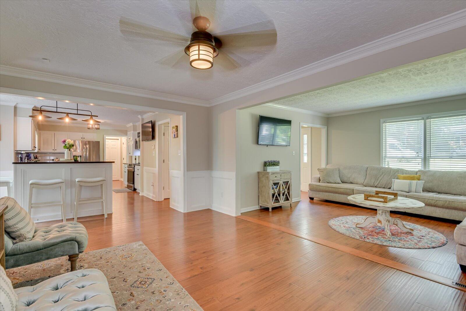 168 SPRINGLAKES Drive