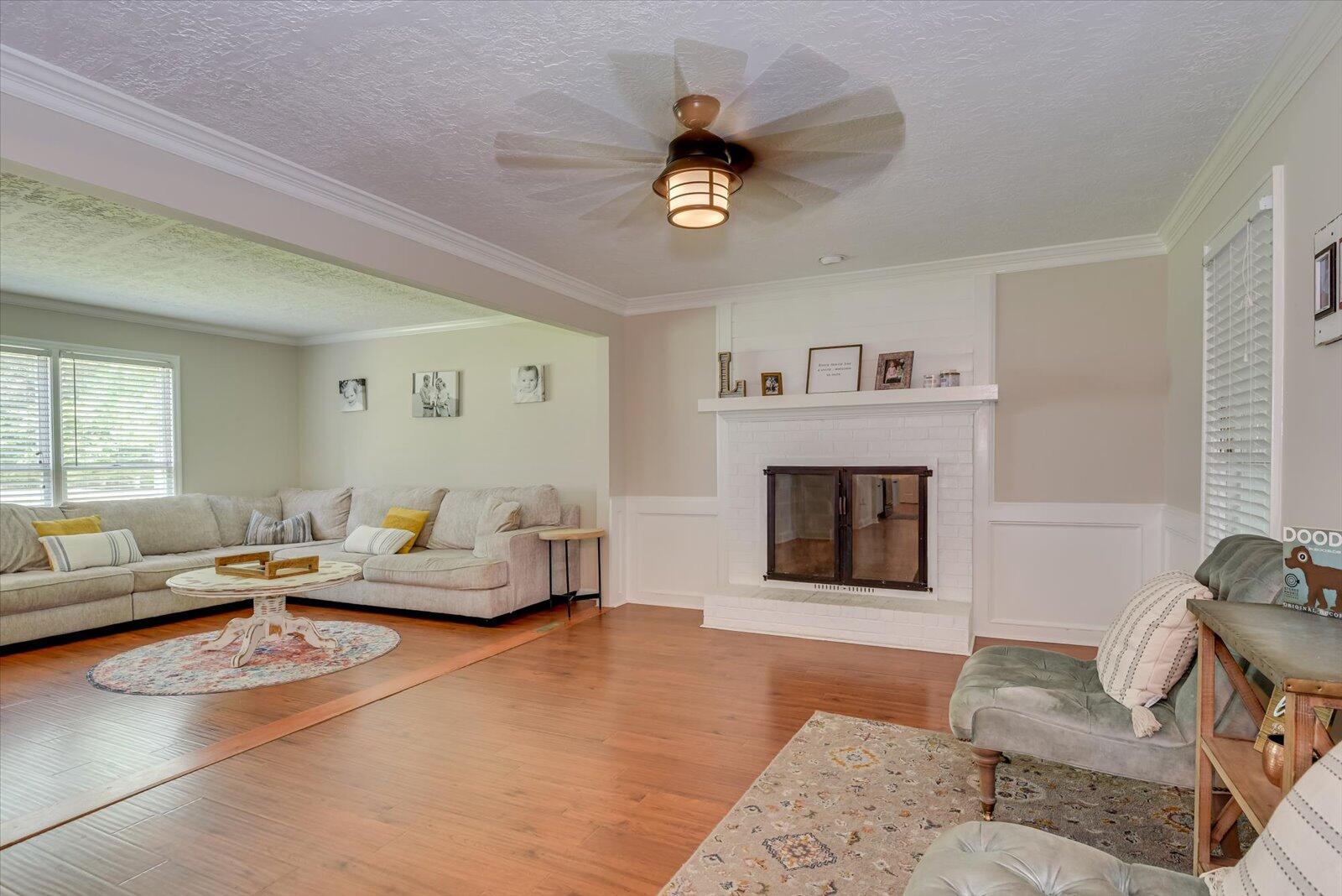 168 SPRINGLAKES Drive