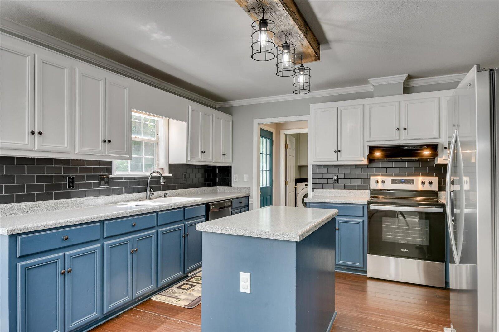 4581 PINTAIL Court