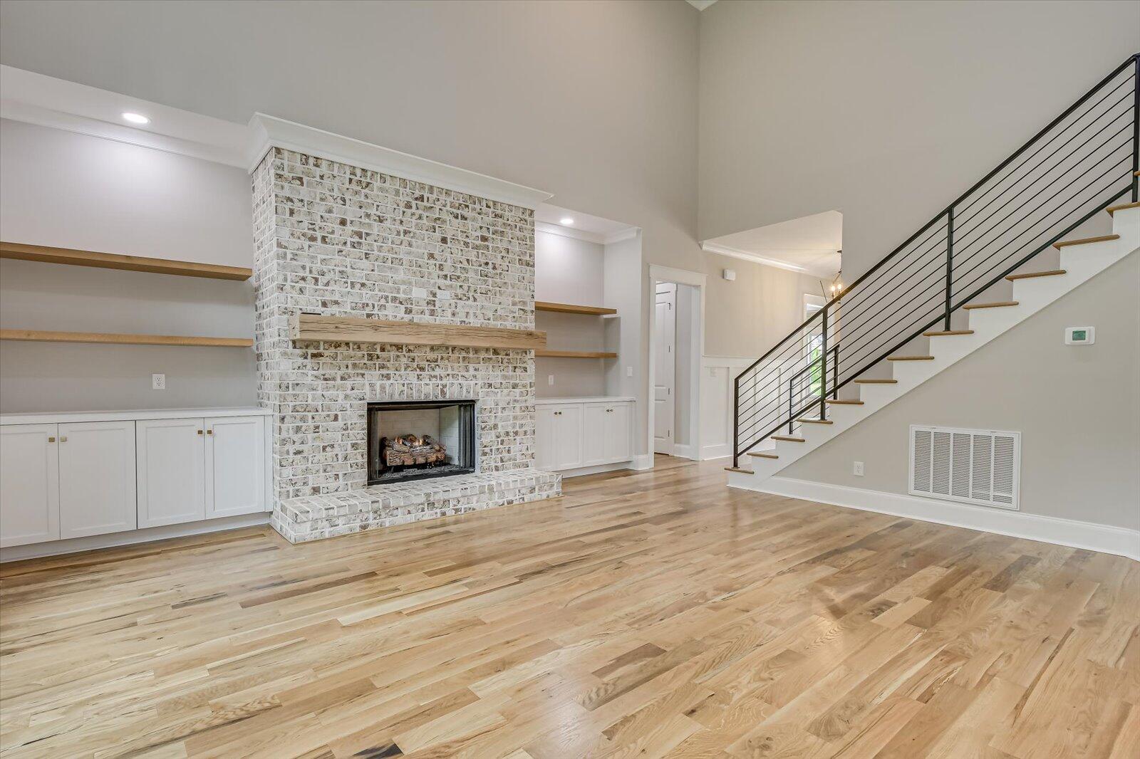 3107 CARILLON Way
