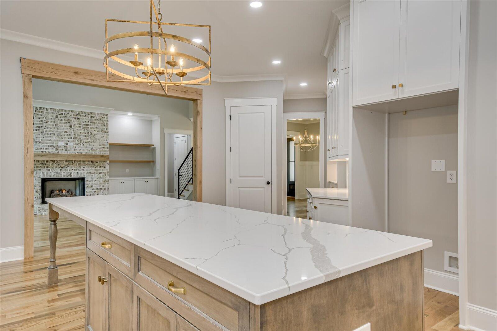 3107 CARILLON Way