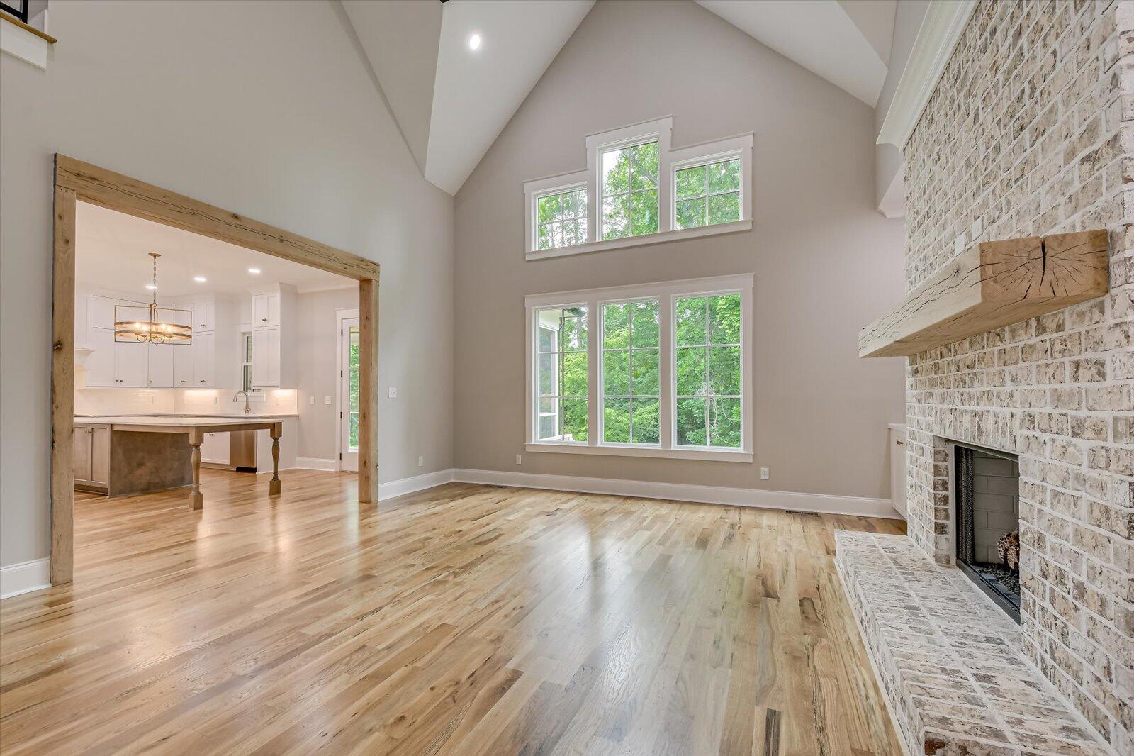3107 CARILLON Way