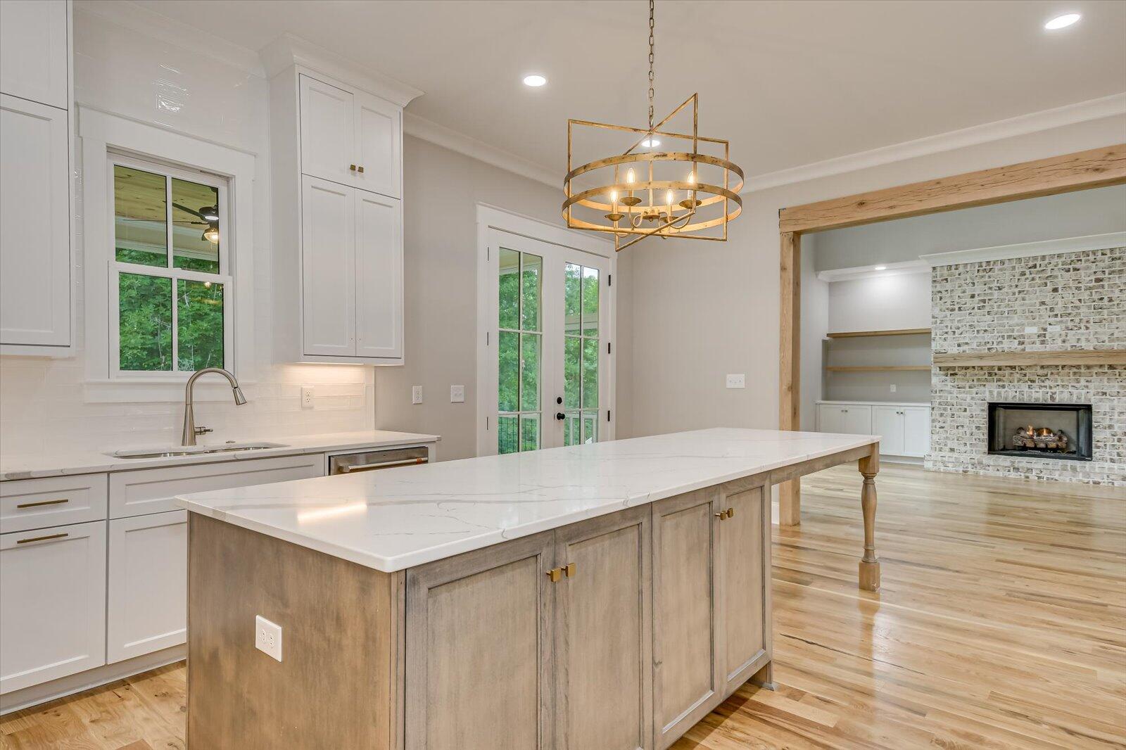 3107 CARILLON Way