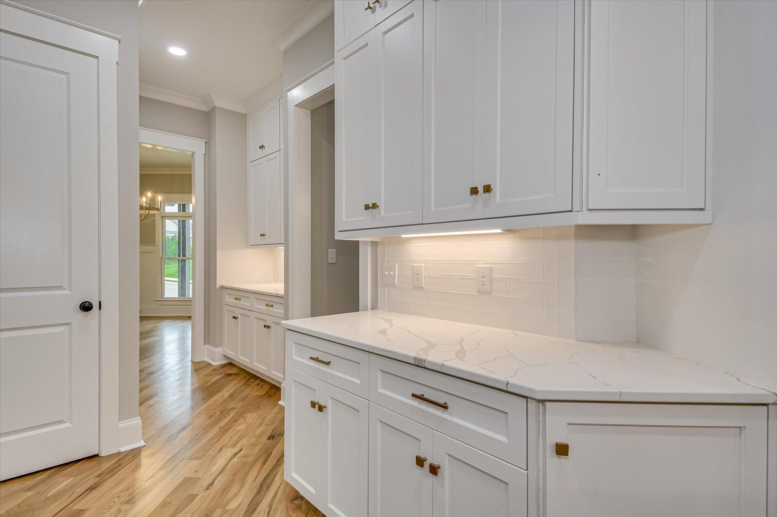 3107 CARILLON Way