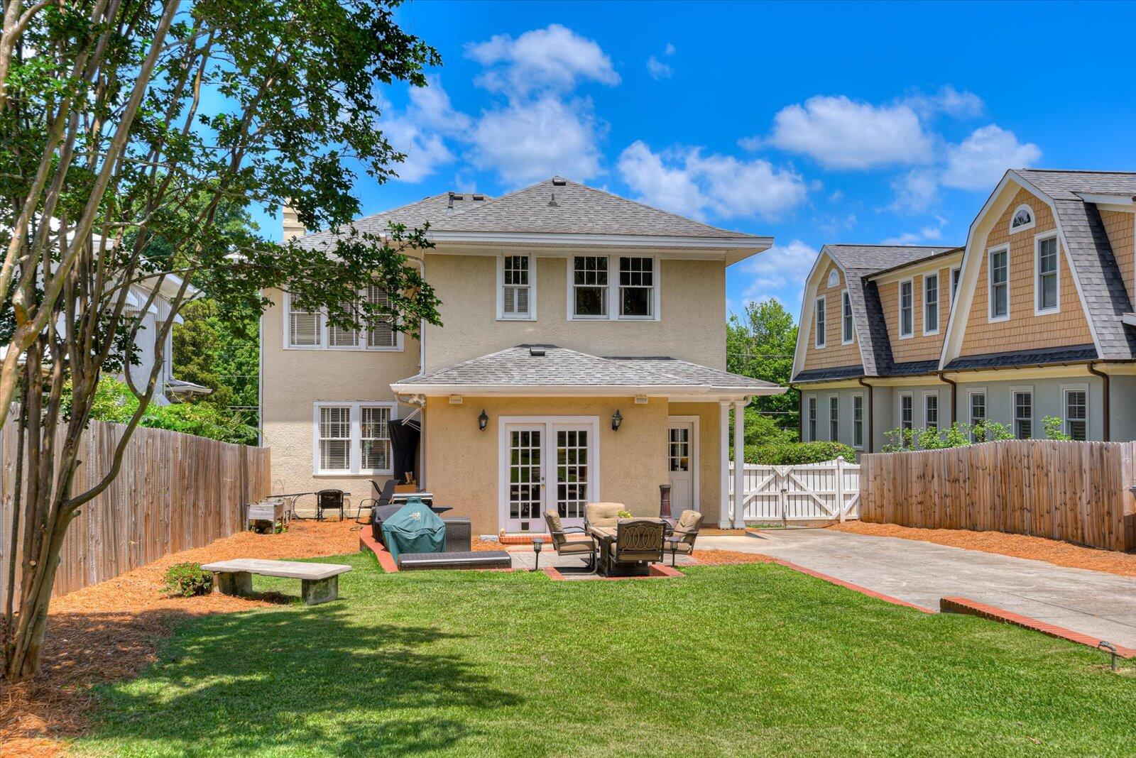 2540 HENRY Street