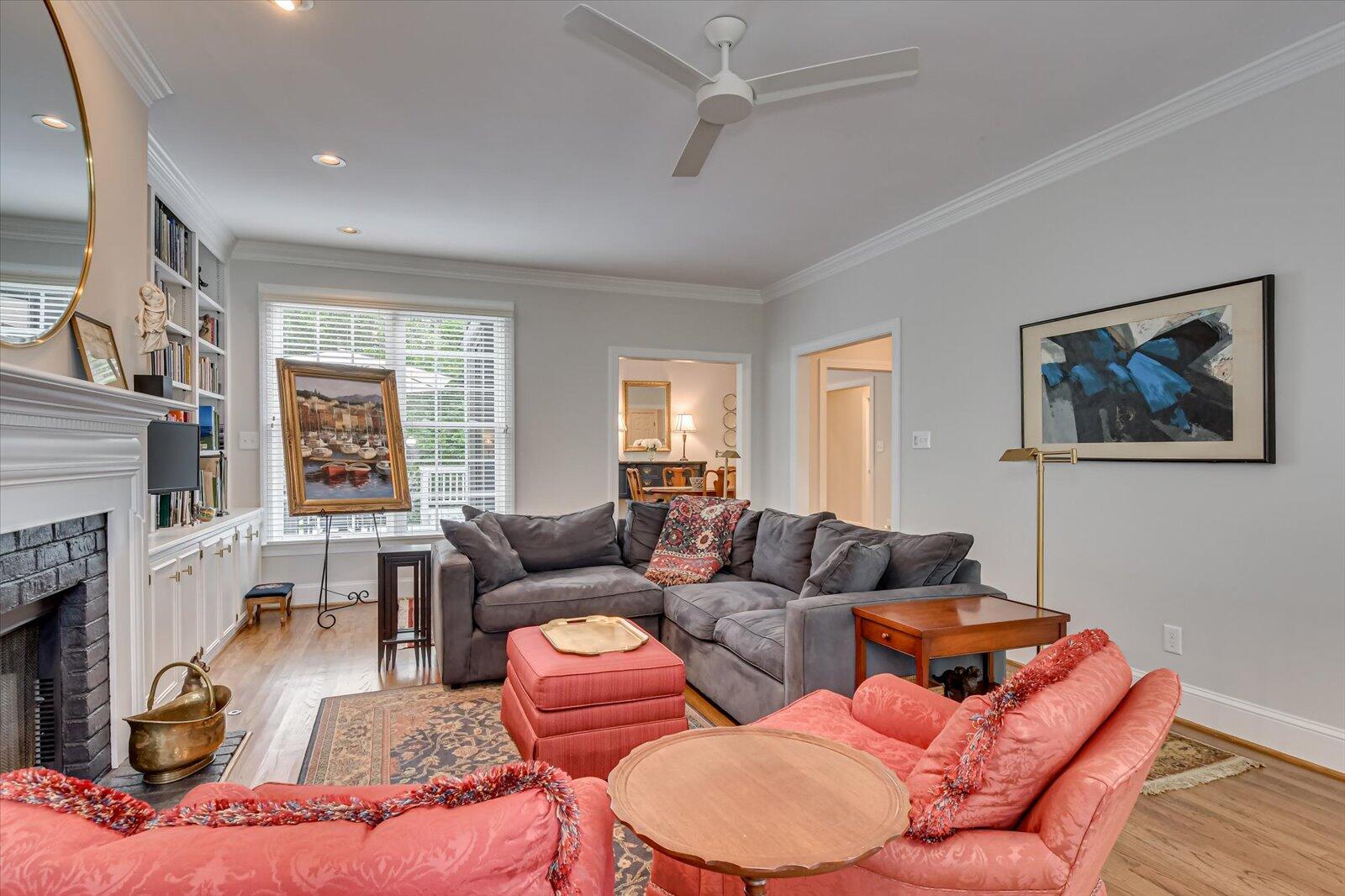 825 BARRETT LANE Lane