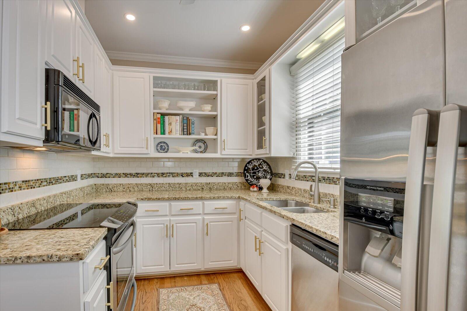 825 BARRETT LANE Lane