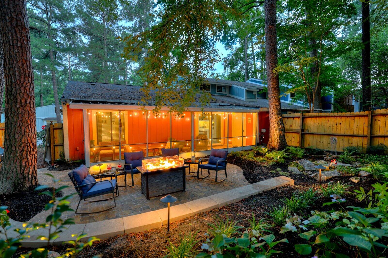419 FOREST HILLS Drive
